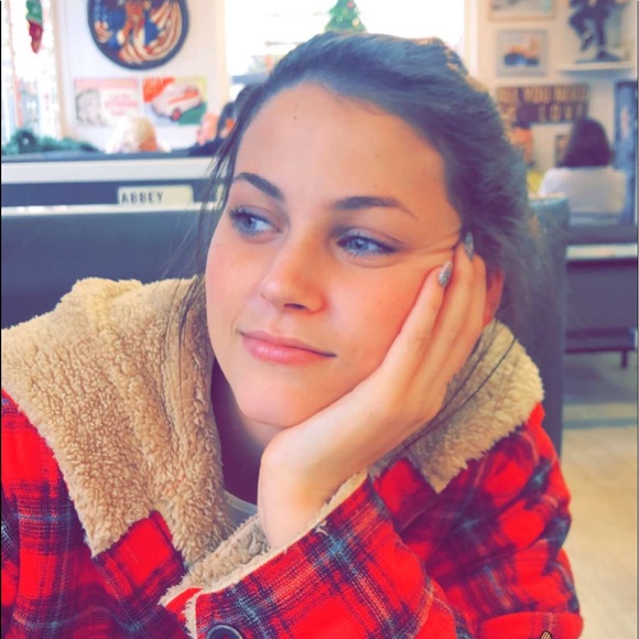 Meet your Posher, Marlayna - Picture 1 of 1